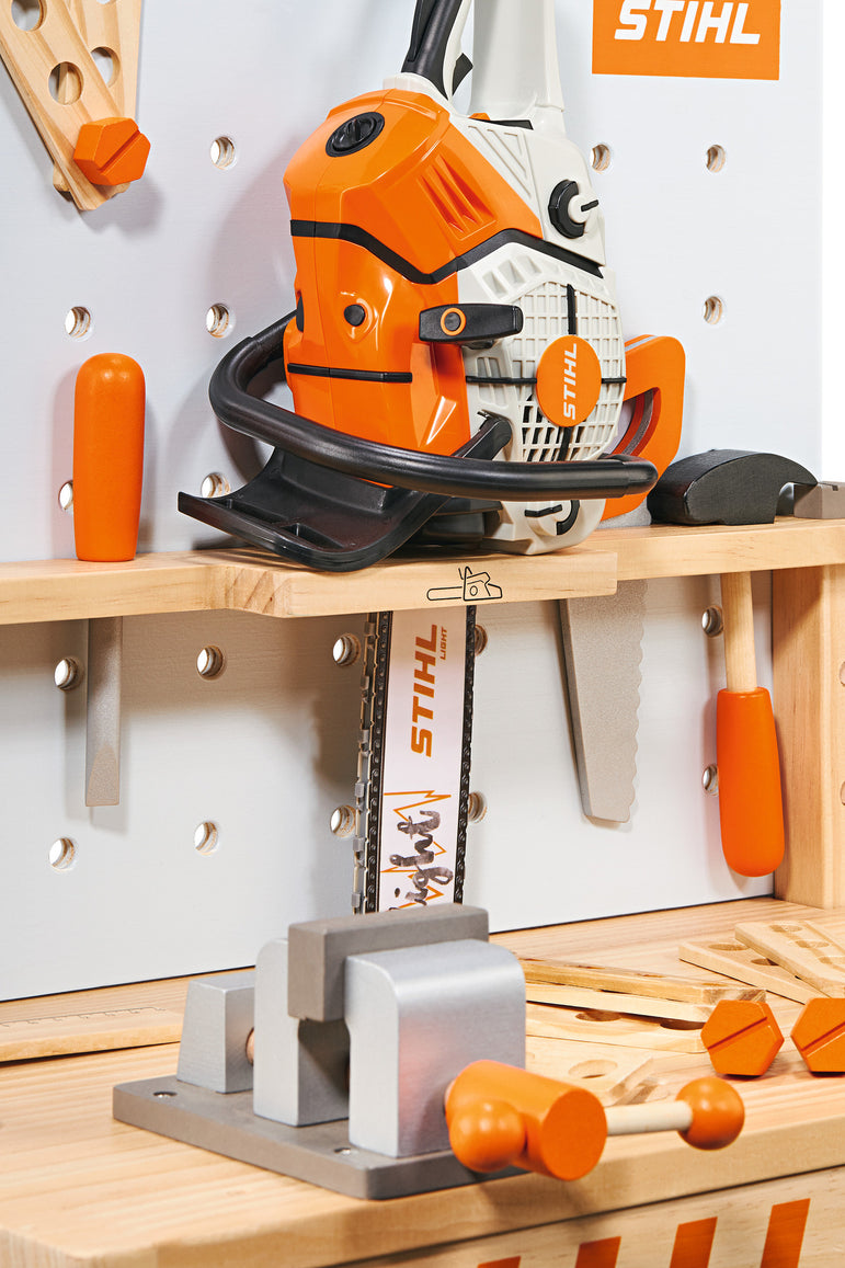 Établi et outils en bois pour enfant