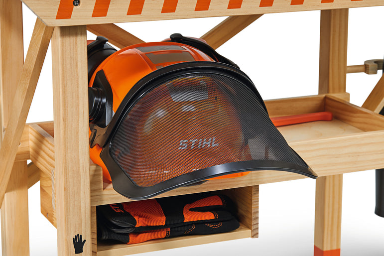 Établi et outils en bois pour enfant