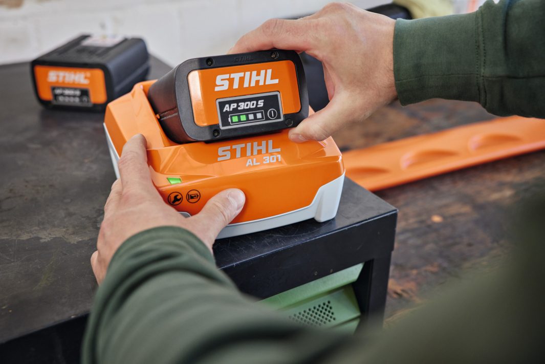 Chargeur AL 301